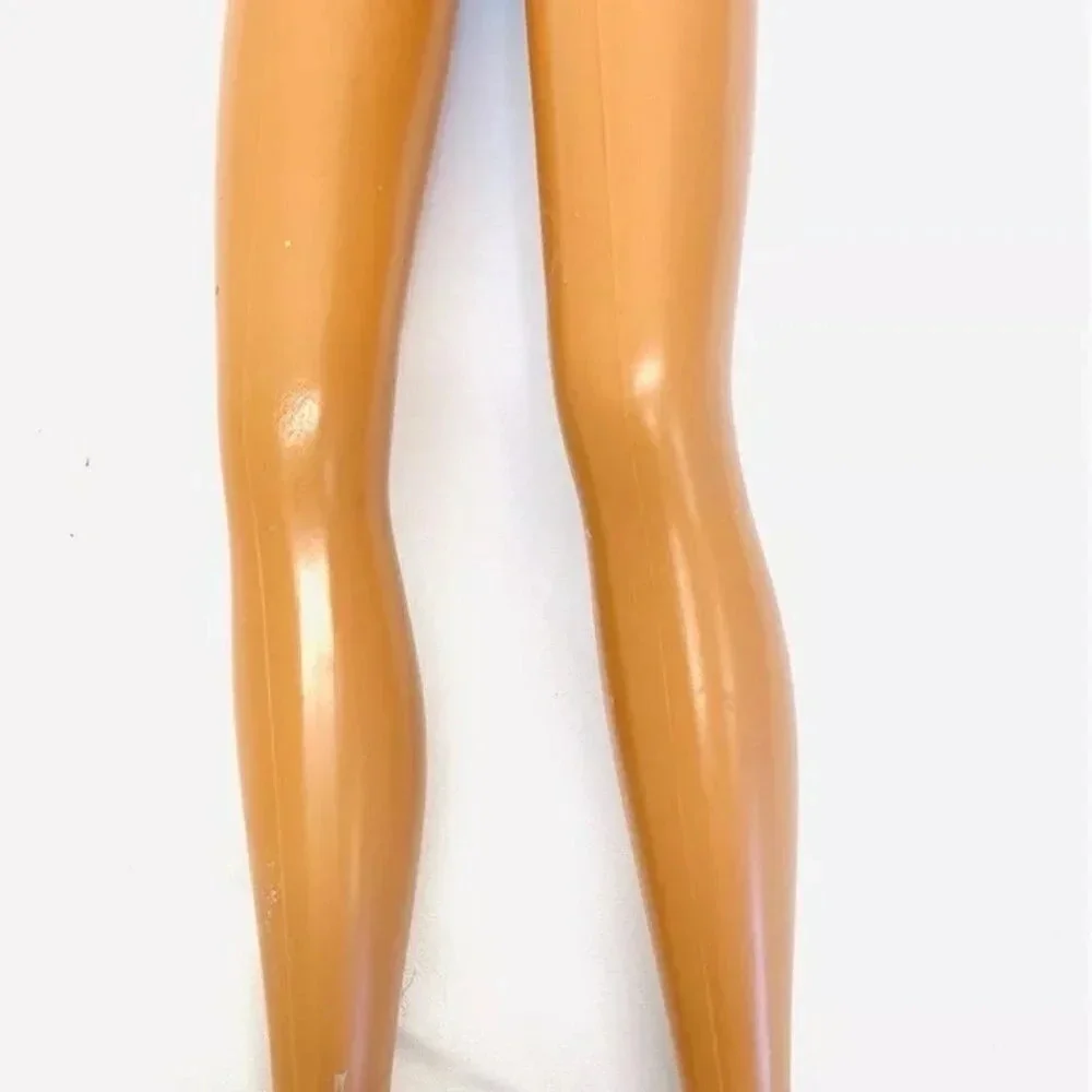 MATTEL BARBIE Asian Doll Long Black Hair Brown Eyes Two Piece Outfit 12